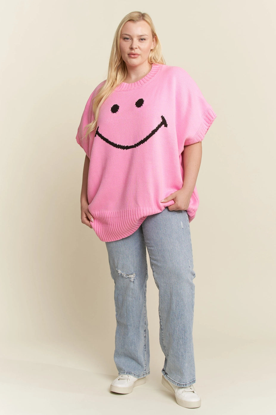 Plus Size Short Sleeve Smile Oversized Knit Top